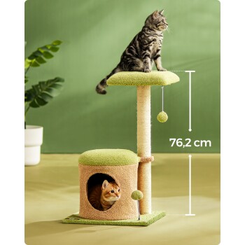 Ein Kratzbaum für Katzen mit einem grün-beigen Design, mit einem hohen Platz, einem gemütlichen Versteck und einem baumelnden Ball, der 76,2 cm misst.