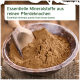 Schale mit braunem Pulver und einem Holzlöffel, beschriftet mit "Essentielle Mineralstoffe aus reinen Pferdeknocken."