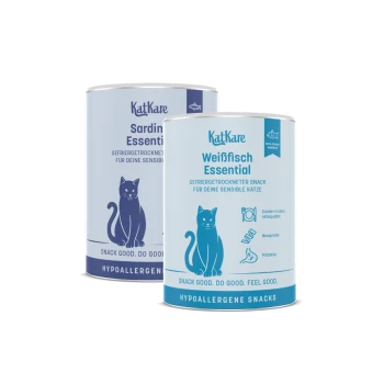 Zwei KatKare-Snackdosen mit Aufschriften „Weißfisch Essential“ und „Sardin Essential“, Katzenmotiv und Text „Snack gut. Tu Gutes.“