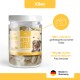 Hand, die Käse hält, mit Text: "100% Käse," "0g," "Kein Zucker oder Zusatzstoffe," "Ideal für Training & Belohnungen."