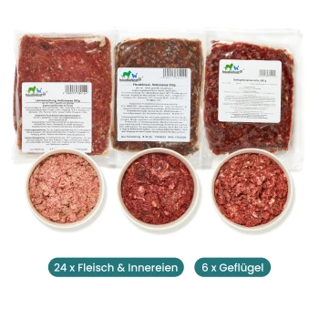 Rohfutterpakete für Haustiere mit Lamm-, Pferde- und Geflügelfleisch, mit Schalen von Hackfleisch, beschriftet mit '24 x Fleisch & Innereien' und '6 x Geflügel.'