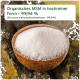 Organisches MSM in hochreiner Form - 99,94 %; Ultra reines Methylsulfonylmethan - 99,94 %, in einer Holzschale auf einer strukturierten Oberfläche präsentiert.
