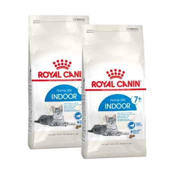 Zwei Beutel Royal Canin Katzenfutter mit der Aufschrift "Home Life INDOOR" für Katzen ab 7 Jahren, mit einer grauen getigerten Katze auf der Verpackung.