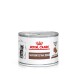 Royal Canin Gastrointestinal Kitten Nassfutterdose, mit einem Kätzchenbild, beschriftet als 'Ultra Soft Mousse' und 'Veterinary.'