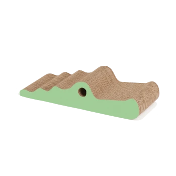 Ein grüner und brauner Katzenkratzbaum mit wellenförmigem Design und einem Loch, ideal zum Kratzen und Spielen.