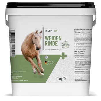 Ein weißes Pferd, das vor einem grünen Hintergrund läuft, dargestellt auf einem 1 kg Behälter beschriftet mit "REAVET WEIDEN RINDE mit natürlichem Salicin," hergestellt in Deutschland.