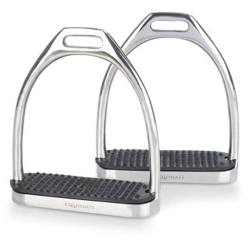 Ein Paar Edelstahl-Horse-Stirrup mit strukturierten Gummifußbetten, beschriftet mit "EQUINATE", nebeneinander positioniert.