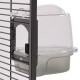 Klare Kunststoff-Katzenstreu-Schale, die an einem schwarzen Drahtkäfig befestigt ist, mit einem abnehmbaren Deckel und einer Schiebetür für einfachen Zugang.