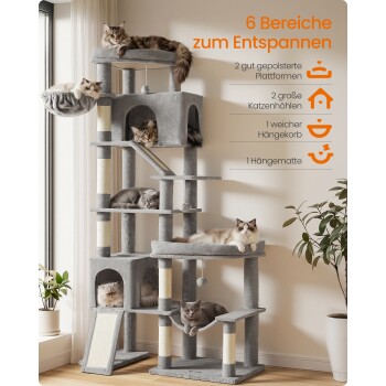 Grauer mehrstöckiger Kratzbaum mit sechs entspannten Katzen in einem Wohnzimmer; orangefarbener deutscher Text: „6 Bereiche zum Entspannen“.