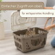 Getigerte Katze in brauner Transportbox mit oben offenem Deckel, Hände öffnen die Klappe; deutscher Text: 'Einfacher Zugriff von oben' 'für entspanntes Handling'.
