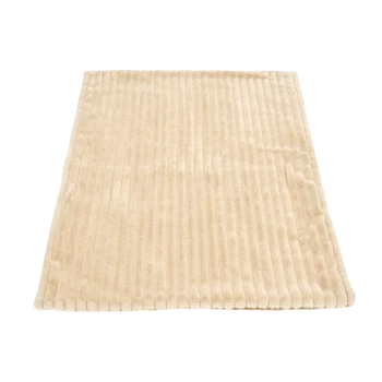 Beige gerippte weiche Haustierdecke oder Matte auf weißem Hintergrund, geeignet für Katzen oder kleine Hunde.
