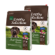 Zwei Beutel Real Nature Country Selection Hundefutter, beschriftet mit "Irish Green," mit einem Hund auf der Vorderseite, mit 4 kg Gewicht und "Erwachsene" Bezeichnung.
