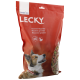 Sac rouge de friandises gastronomiques pour chiens Lecky avec un chien heureux sur le devant, avec du texte en plusieurs langues sur le produit.