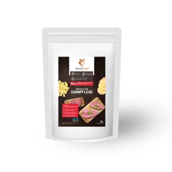 Zahnpflege Snacks - getreidefrei 70 g Verpackung für WILDFANG Zahnpflege-Snacks für Haustiere, mit Bildern von Fleischsnacks und Text, der Zutaten und Vorteile hervorhebt.