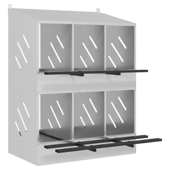 Weißer Metall-Nistkasten mit sechs Abteilen und schwarzen herausziehbaren Sitzstangen, diagonalen Lüftungsschlitzen, wandmontierbar.