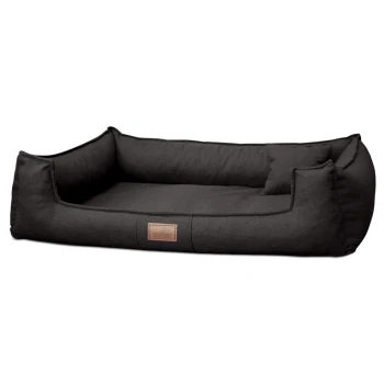 Schwarzes rechteckiges Haustierbett mit erhöhten Seiten und kleinem Kissen, vorne mit einem "tierlando"-Etikett.
