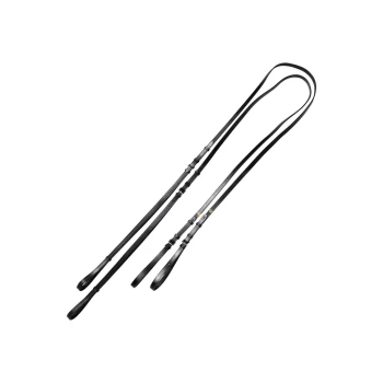 Schwarze Leder-Hundeleine mit verstellbarer Länge und Metallverschlüssen, vor einem weißen Hintergrund präsentiert.