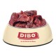 Eine beige Futterschüssel für Haustiere, gefüllt mit rohen Fleischstücken, mit der Marke "DIBO" und dem Slogan "Für die Besten das Beste."