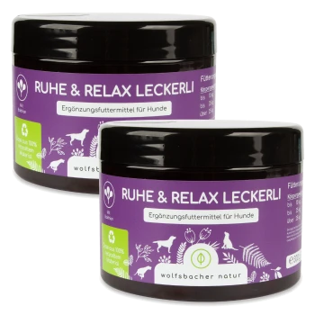 Zwei Gläser "Ruhe & Relax Leckerli", ein Hundezusatz, mit einem lila Etikett mit Text in Deutsch, das anzeigt, dass es zur Beruhigung von Hunden gedacht ist.