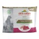 Pack de nourriture pour chats Almo Nature HFC Natural avec thon et poulet, 6x55g, avec une silhouette de chat et une étiquette '100% des bénéfices pour la nature'.