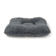 Lit pour animaux en peluche gris avec une texture duveteuse et un design capitonné, idéal pour offrir du confort aux animaux.