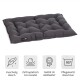 Graues orthopädisches Hundebett mit gestepptem Design, Pointer-Logo und Symbolen für Weichheit, Stabilität, deutsche Qualität und 95°C Waschbarkeit.