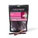 Schwarze Verpackung Nutriment Natural Treats Gourmet-Sticks „Wild“ (1 kg) mit Husky-Abbildung, sichtbaren Kausticks und zwei Sticks davor.