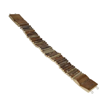 Pont pour animaux en bois fait de petits troncs, conçu pour grimper ou jouer, avec deux extrémités plates pour un attachement facile.