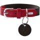 Rote Leder-Hundehalsband mit einer silbernen Schnalle und einem schwarzen Etikett mit einem Hundesilhouette, gebrandet mit "HUNTER."