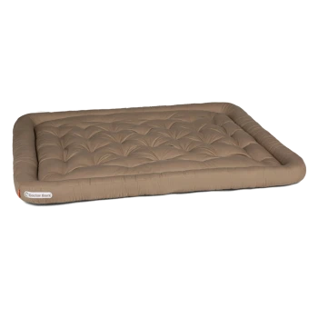 Ein rechteckiges, plüschiges Haustierbett in hellbrauner Farbe mit gepolstertem Design und erhöhten Rändern, beschriftet mit "Doctor Bark."