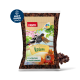 Eine Tüte Panto Premium-Vogelsnacks, die farbenfrohe Illustrationen von Spechten, Amseln und Rotkehlchen zeigt, mit dem Text "Fruchtige Energie."