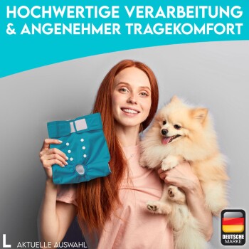 Eine Person hält eine türkisfarbene Haustierwindel in einer Hand und einen flauschigen Pomeranian-Hund in der anderen, mit Text, der hochwertige Verarbeitung und Komfort bewirbt.