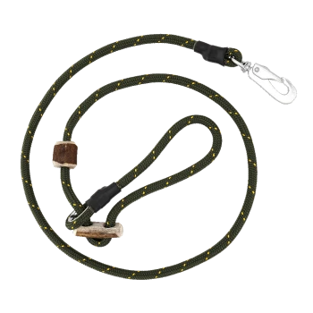 Grün-gelbe geflochtene Hundeleine mit Metallclip und Holzakzenten, entworfen für Haltbarkeit und Stil.