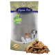 Verpackung von Lyra Pet Hundeleckerlis mit dem Text "100% natürlich" und "Lyra Nature Power", mit Bildern von drei Hunden und einem Haufen Leckerlis davor.