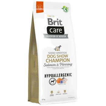 Hundefutterbeutel mit der Aufschrift "Brit Care Dog Show Champion" mit Lachs und Hering, 12 kg, hypoallergen, fördert Haut, Fell und Immunität.
