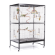 Großer zweigeschossiger Vogelkäfig mit bunten Spielzeugen, Sitzstangen und einem schwarzen Metallrahmen auf Rädern, geeignet für kleine Vögel.
