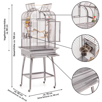 Ein geräumiger silberner Vogelkäfig mit einem großen Eingang, Holzsitzstangen und einer Futterschüssel aus Edelstahl, die ungefähr 155 cm hoch und 70 cm breit ist.