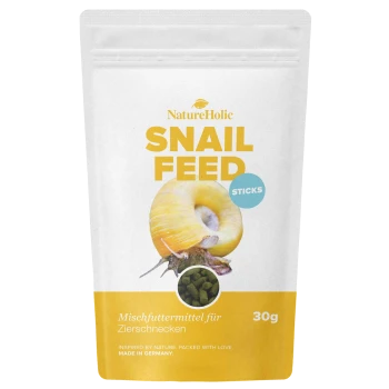 NatureHolic SNAIL FEED Sticks, 30-g-Beutel mit gelbem Schneckenmotiv und Text 'Mischfuttermittel für Zierschnecken'