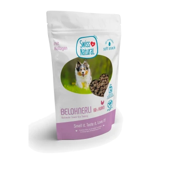 Swiss Natural Belohnerli weiche Hundesnacks im Beutel, 60% Huhn, Hundebild, Text „Riech es. Schmeck es. Lieb es!“