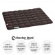 Schwarze Haustiermatte mit gestepptem Design, gekennzeichnet mit "Doctor Bark", mit Text über Haltbarkeit, Hygiene, Waschbarkeit und Allergietauglichkeit.