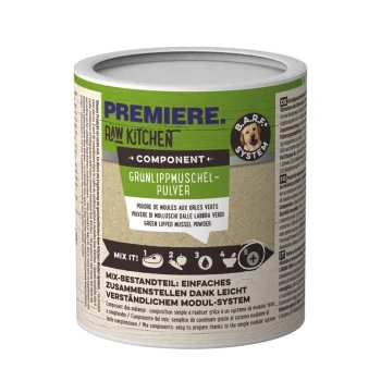 RAW KITCHEN Grünlippmuschelpulver 100g Dose mit grünem Muschelpulver für Haustiere, beschriftet mit "Premiere Raw Kitchen", mit Anweisungen zum Mischen und mehrsprachigem Text.