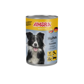 Dose AMORA Sensitive Hundefutter mit der Aufschrift 'Huhn mit Karotte', mit einem schwarz-weißen Hundebild.