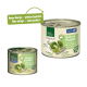 Zwei Dosen Real Nature Hundefutter, beschriftet mit "Kalb mit Brokkoli" und "Original," mit einer grünen Sprechblase, die sagt "Neues Design - gleiche Qualität!"
