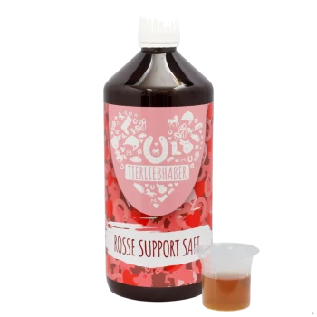 Eine Flasche 'Rosse Support Saft' Haustier Ergänzungsmittel mit einem rosa Etikett, das verschiedene haustierbezogene Icons zeigt, neben einer kleinen Tasse mit der Flüssigkeit.