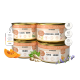 Vier ALPHAZOO-Katzenfutterdosen mit den Aufschriften LACHS+HUHN, KANINCHEN+HUHN, HUHN, ENTE+HUHN; mit Kürbis und Kräutern