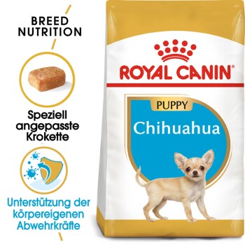 Royal Canin Chihuahua Welpenfuttertüte mit einem kleinen Chihuahua-Welpen, mit einem Text, der die rassespezifische Ernährung und die Unterstützung des Immunsystems hervorhebt.
