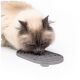 Graue Silikon-Futtermatte für Haustiere mit verschiedenen strukturierten Mustern zur Futterplatzierung, mit dem Markennamen "LUCY BALU" an der Seite.