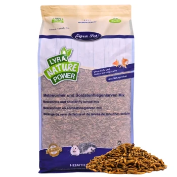 Tüte Lyra Pet Nature Power Mehlwürmer- und Soldatenfliegenlarven-Mischung für Haustiere, mit Bildern von Kleintieren und Text in mehreren Sprachen.