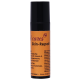 Eine schwarze Pumpflasche mit der Aufschrift 'Skin-Repair' auf orangefarbenem Hintergrund, mit Inhaltsstoffen wie Sheabutter, Aloe-Vera-Öl und Vitaminen.