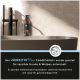 Flasche Sensitiv Plus Conditioner für empfindliche Hunde und Welpen auf einem Waschbecken mit deutschem Text, der die feuchtigkeitsspendenden und hautschützenden Vorteile beschreibt.